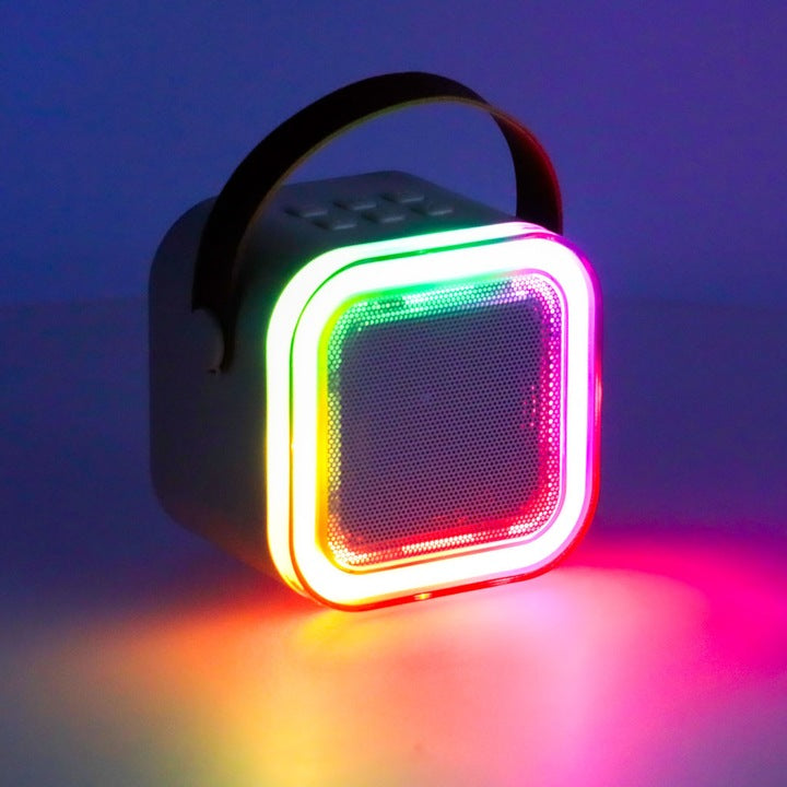 Set karaoke cu 2 microfoane și boxă portabilă, roz, 6W, iluminare LED, schimbare voce, baterii reîncărcabile